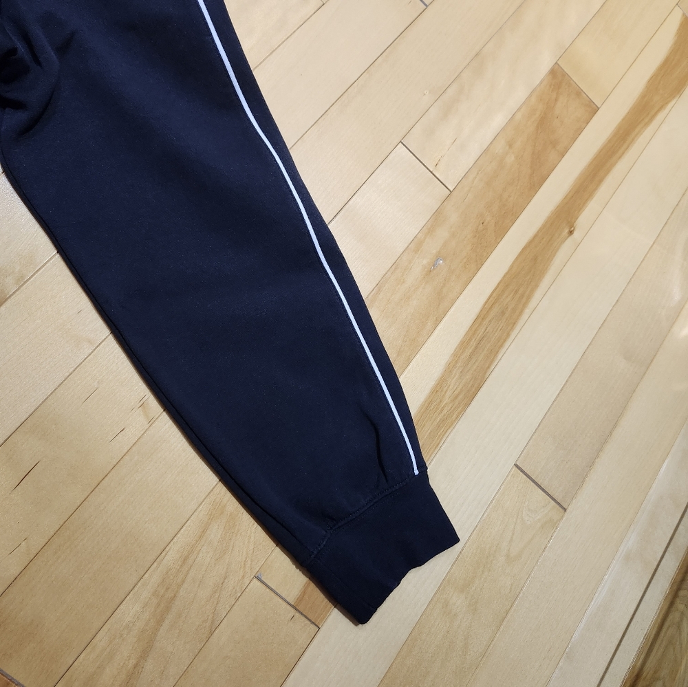 Nike sweatshirt - Picture 6 of 6